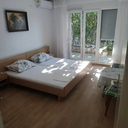 Dragiv 1 Гостевой дом